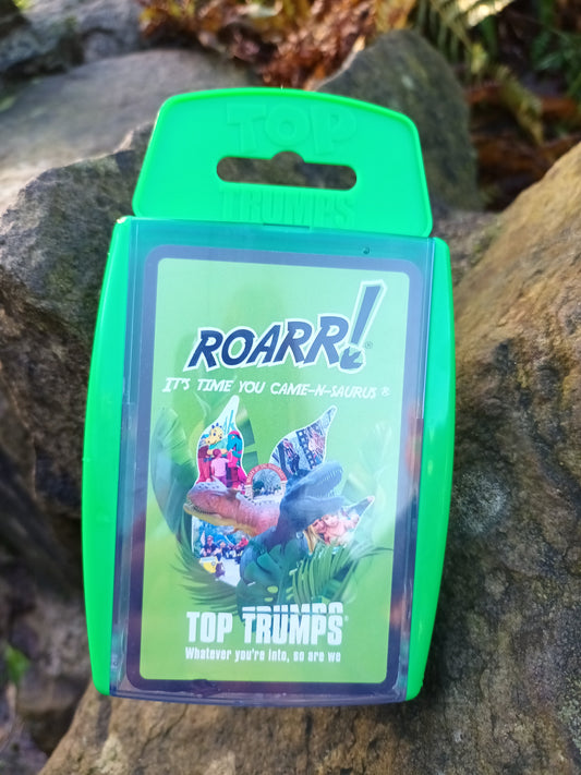 ROARR! Top Trumps - With Limited Edition Card
