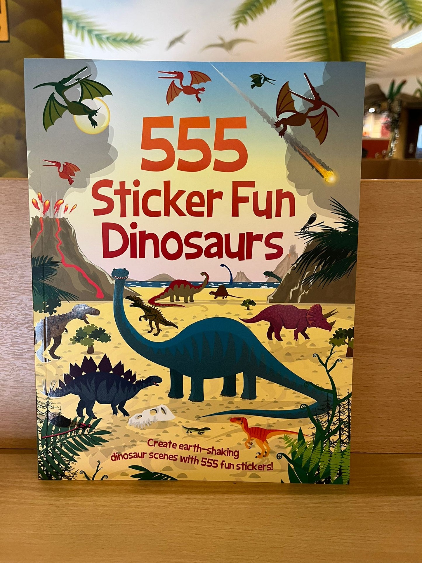 555 Sticker Fun Dinosaur - Sticker Book